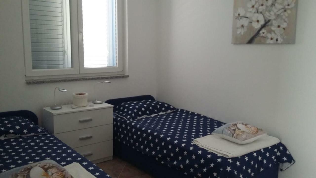 Holiday Home Ankica ราชานาส ภายนอก รูปภาพ